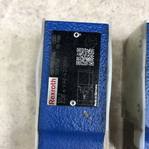 ZDB6VA2-4X/200V R900409886 ZDB6VA2-42/200V ZDBLVA2-4X ZDB6VA2 ผลิตในเยอรมนี มีสินค้าในสต็อก ราคาแข่งขันได้ - Product Image 1