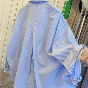 2026年トレンド商品プラスサイズ女性用ブルーストライプ長袖シャツ、韓国風ルーズファッションデイリーブラウストップス - Product Image 4