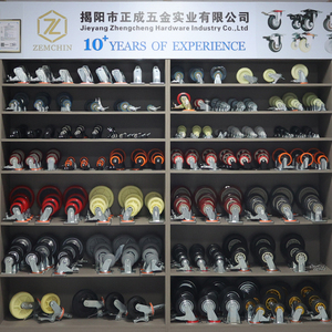 4/5/<span class=keywords><strong>6</strong></span>/8 英寸重型工业脚轮 高品质橡胶固定式旋转板脚轮，适用于工作台垃圾桶 - 重型负载 - Product Image 4