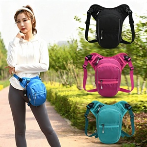 Sac de sport réfléchissant multifonctionnel imperméable en polyester avec fermeture éclair, portable, pour la taille, la jambe, la poitrine ou en bandoulière - Product Image 3