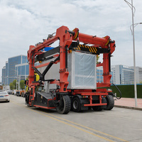 Grue mobile électrique automatique de 40 tonnes pour l'empilage de conteneurs en entrepôt avec propulsion électrique