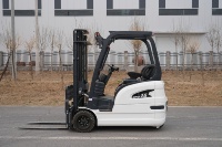 Chariot élévateur électrique compact Solreign CPD 1-1,5 tonne, mini chariot élévateur à batterie lithium-ion, hauteur de levage 6 m pour allées étroites