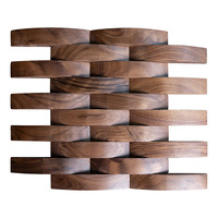 Carreaux de bois de noyer noir concentriques de luxe 300x300mm pour revêtement architectural haut de gamme de hall de villa