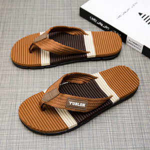 Pantuflas de Hombre para Exteriores con Suela Suave y Sensación de Nube, Antideslizantes, Resistentes al Desgaste, Chanclas Casuales de Verano - Product Image 2