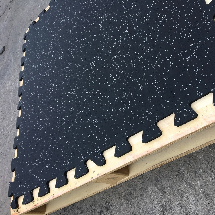 Сцепляющиеся резиновые плитки для тренажерного зала/резиновые напольные рулоны для тренажерного зала/спортивный резиновый коврик