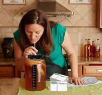 Kit de fabrication et de fermentation de kombucha à domicile en verre de 1 gallon, kit de démarrage de kombucha avec couvercle en tissu, bande de date et couvercle en plastique