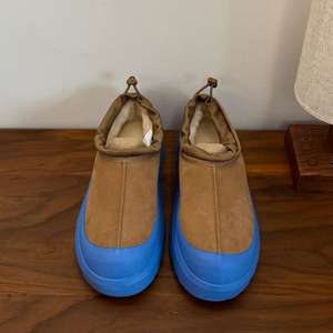 รองเท้าบูทหนังแท้สำหรับฤดูหนาว อุ่นสบายเหมือน<span class=keywords><strong>เดิน</strong></span>เท้าเปล่า ด้านบนนุ่มทำจากขนสัตว์ ผ้าฝ้าย หนังแกะ กำมะหยี่ PU ผ้าเดนิม ผ้าใบ ยาง - Product Image 2