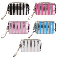 Sac cosmétique portable de grande capacité, personnalisé, en nylon imprimé à rayures, imperméable, écologique, avec poignée souple