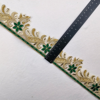 Bordure de dentelle de fleur brodée en or rose décoration de tissu de dentelle Guipure fait à la main garniture de dentelle de perles pailletées avec des perles
