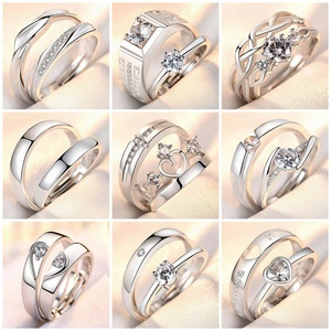 Anelli di Coppia Unisex alla Moda, Design Minimalista Stile Coreano con Corona in Zircone, Fascia Aperta Regolabile in Rame per Matrimonio - Product Image 3