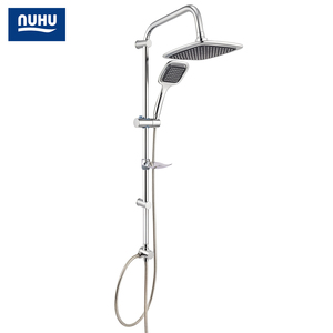 Set <span class=keywords><strong>Doccia</strong></span> a Pioggia Monofunzione in Acciaio Inox 201 Elettroplaccato <span class=keywords><strong>con</strong></span> Doccetta e <span class=keywords><strong>2</strong></span> Tubi da 1,5m e 0,6m in EPDM OEM - Product Image 1