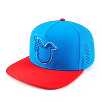 Casquette Snapback 5 Panneaux en Nylon Imperméable avec Bord Plat Perforé au Laser et Logo Brodé Personnalisé pour le Golf