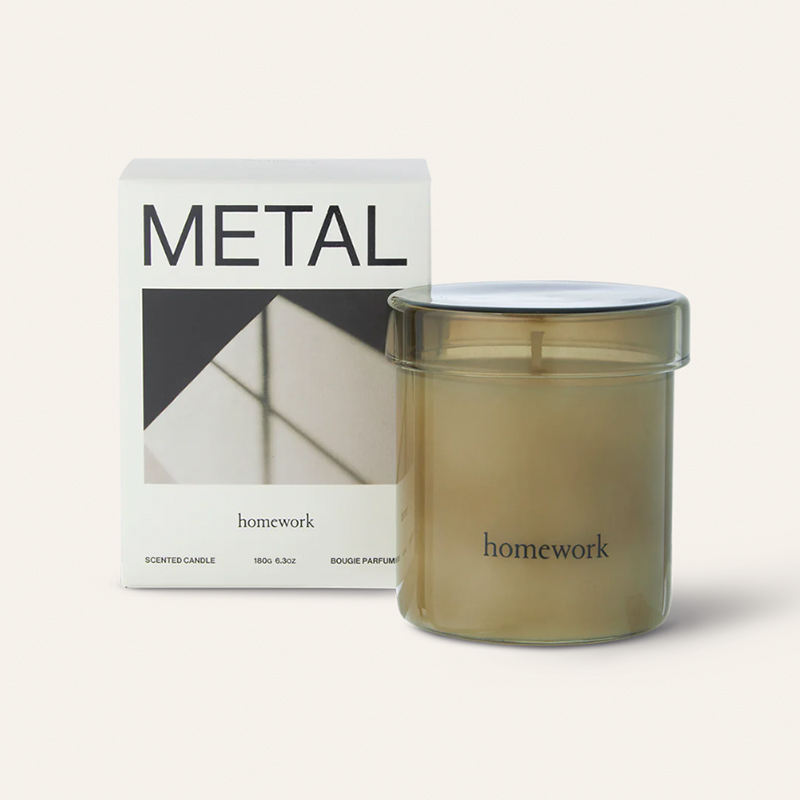 กุหลาบและโบตั๋น