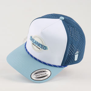 Gorra de <span class=keywords><strong>Golf</strong></span> de 5 Paneles para Hombre con Logo Personalizado y Cuerda, Parche de Goma, Impermeable, con Agujeros Perforados a Láser y Cierre Trasero Ajustable a Presión - Product Image 2