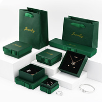 Boîte cadeau rigide en carton magnétique pour collier, biodégradable et recyclable, avec estampage à chaud et pelliculage mat, logo personnalisé imprimé