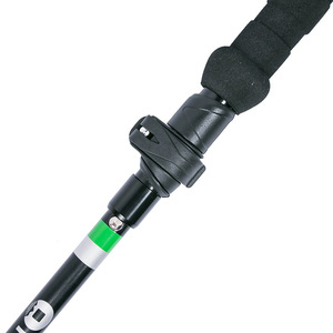 Bastón de Senderismo Plegable de Aleación de Aluminio con Punta de Goma, 3 Secciones, Portátil, para Trekking al Aire Libre, Naranja y Negro - Product Image 3