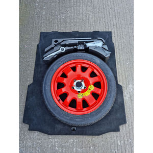 Kit di martinetti per auto per astronave XF (berlina) completamente nuovo - Product Image 1