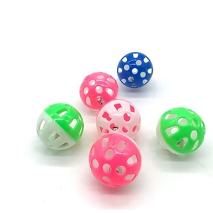 Jouet interactif pour chat en plastique creux de bonne qualité et intéressant avec clochette - Product Image 1