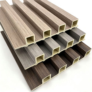 Paneles de Pared de Madera y Plástico Compuesto (WPC) Ecológicos, Modernos, Impermeables, para un Diseño Interior Ecológico y Sostenible del Hogar - Product Image 1
