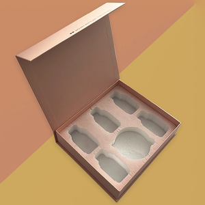 กล่องใส่ไวน์แบบแข็งกล่องของขวัญขวดวิสกี้แบบฝาพับกล่องของขวัญวัสดุรีไซเคิลพิมพ์ลายนูนสุดหรู - Product Image 3