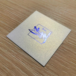 Cartoncino Perlato <span class=keywords><strong>A4</strong></span> 250gsm con Polvere di Perle Lucida, Colore Bianco Ghiaccio, Materiale per Fai-da-Te, 50 Pezzi per Confezione - Product Image 6