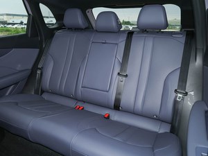 SAIC-MG 4X 610 SUV Compact 2026 Édition Intelligente Purement Électrique avec Batteries au Lithium Fer Phosphate - Product Image 5