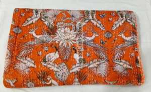 Couverture Kantha imprimée d'animaux et d'oiseaux de style bohème, couleur orange et rouge, décoration d'intérieur, faite à la main, pour toutes les saisons - Product Image 3