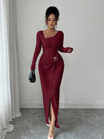 Vente en gros de robes pour femmes : Nouvelle collection décontractée d'été, col en V, couleur unie, tricotée, manches longues, longueur midi, taille haute, respirante et séchage rapide