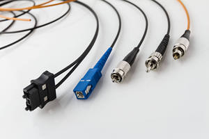 Cordon de raccordement à fibre optique RSPOF SMA905 avec câble POF à noyau standard de 1.0mm et connecteurs en acier inoxydable - Product Image 5