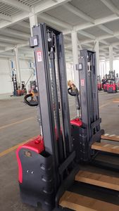 Empilhador Elétrico Completo 3 Metros 4 Metros <span class=keywords><strong>5</strong></span> Metros Caminhão De Paletes Alimentado Por Bateria De Lítio Chumbo-Ácido com Acionamento AC Alta Resistência - Product Image 2