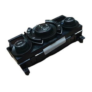 แผงช่องระบายอากาศ Behr รุ่น 6452Y3 96738322XT สำหรับ Citroen Peugeot 3008 ชุดกรอบแผงหน้าปัด - Product Image 3