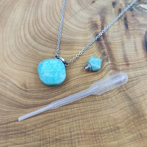 Wholesale Bulk Natural Stone Amethyst Amazonite Rhombus Shaped <strong>Mini</strong> Oil <strong>Diffuser</strong> <strong>Necklace</strong> Crystal Quartz Perfume Bottle for Gift - Product Image 4