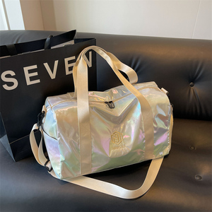 กระเป๋ายิมสีทึบผ้าโพลีเอสเตอร์สำหรับทุกเพศกระเป๋าสะพายไหล่ดีไซน์ใหม่มีซิปฟีเจอร์แยกชิ้นเปียก/แห้ง - Product Image 3