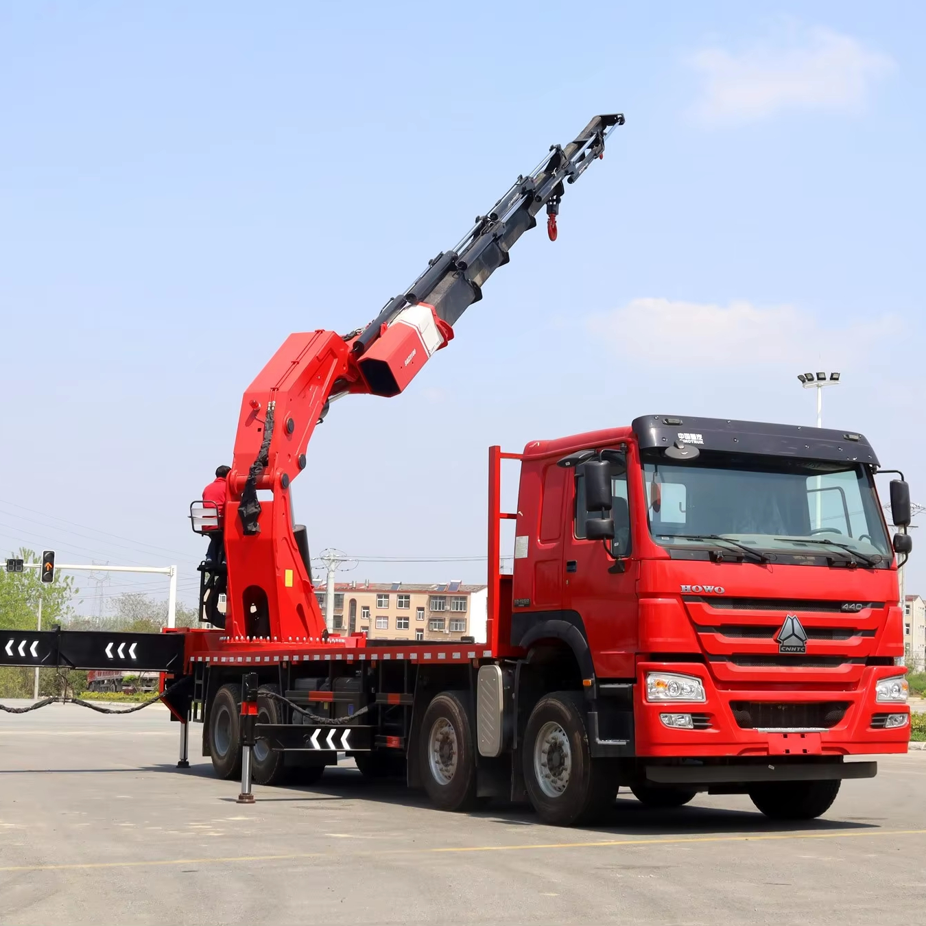HOWO 8x4 TX 20T задний погрузочный кран манипулятор 30T пальцевый Грейферный кран грузовой тяжелый 25T складной кран-манипулятор