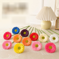 Fleurs artificielles en soie réaliste, marguerites, pour décoration de Noël et de la maison, technique de moulage minimaliste, fausses fleurs pour mariage, vente en gros