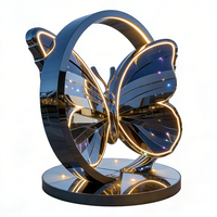 Sculpture de papillon personnalisée en acier inoxydable 304, éclairage LED blanc chaud à intensité variable, finition miroir, pour places commerciales