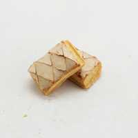 Biscuits chinois au goût sucré assortis de 315g Gâteau à l'ananas Biscuits de santé croustillants de la taille d'une bouchée dans un emballage en boîte