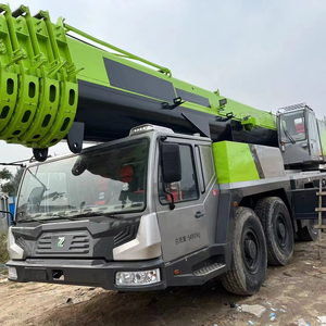 Camión con Grúa Zoomlion de 220 Toneladas Usado a Precio Accesible, Aprobado por la EPA para Proyectos de Construcción - Product Image 1