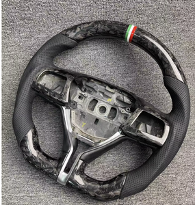 Volante de Fibra de Carbono Personalizado <span class=keywords><strong>Rojo</strong></span> y Negro YLC para la Serie <span class=keywords><strong>Maserati</strong></span> - Product Image 5