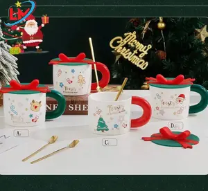 姜饼人和驯鹿标志马克杯，带蝴蝶结盖厚手柄马克杯，用于圣诞节OEM设计圣诞杯