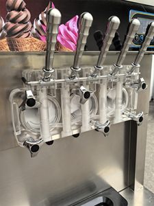 Yourtime professionnel <span class=keywords><strong>Turbine</strong></span> sorbetière haute dépassement manivelle sorbetière 5 buses Machine à crème glacée molle - Product Image 4