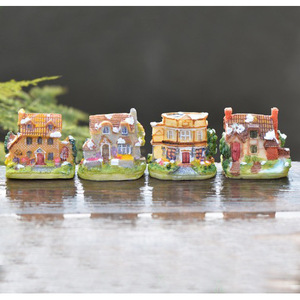 Adornos de resina para casa en miniatura, decoración para jardinería del hogar, accesorios de paisaje para bonsái, figuras de modelo de Villa - Product Image 3