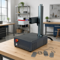 Machine de marquage laser à fibre mini de bureau 20W 30W 50W avec source Raycus, graveur laser métal pour bijoux, plaques signalétiques et marquage de logos