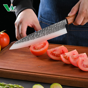 Coltello da Chef Giapponese Forgiato a Mano in Acciaio Inossidabile ad Alto Tenore <span class=keywords><strong>di</strong></span> Carbonio AUS10 con Manico in Ebano e Legno <span class=keywords><strong>di</strong></span> Sandalo - Product Image 3
