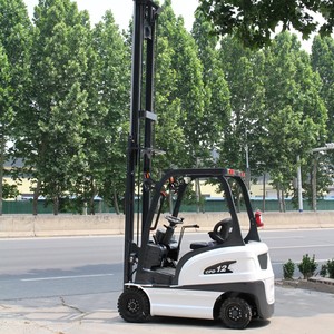 Montacargas Eléctrico Portátil FANYU CPD20 de 2.5-4 Toneladas, Batería de Iones de Litio de 60V/70AH, Camión 4x4, Altura de Elevación de 3m-6m, Desplazador Lateral Eléctrico - Product Image 3