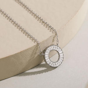 Collar con colgante de margarita de plata de ley S925 con corte trapezoidal, versión de cobre personalizable, regalo para ella. - Product Image 4