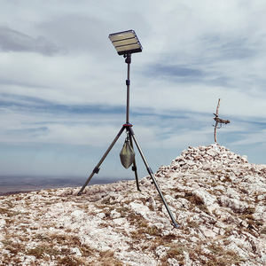 Lámpara de Trabajo LED Recargable a Prueba de Agua con Energía <span class=keywords><strong>Solar</strong></span> y Batería, Trípode Ajustable para Jardín, Camping, Senderismo y Escalada - Product Image 4