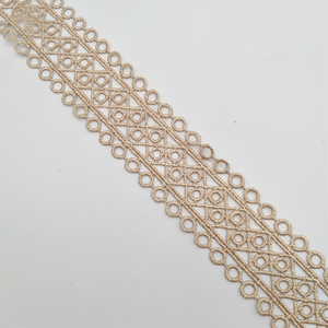 Bordure en dentelle brodée en fil de soie doré de 3,5 cm de largeur - Polyester soluble dans l'eau pour vêtements, décoration intérieure et vêtements - Product Image 2