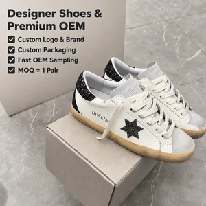 Baskets à lacets vintage d'inspiration créateur, style usé confortable, en cuir véritable, pour le jogging décontracté, avec talon scintillant en caoutchouc - Product Image 1
