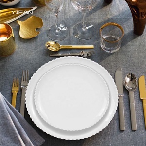 Service de vaisselle moderne en céramique et porcelaine, avec bordure perlée blanche, comprenant assiettes de présentation et assiettes de dîner, pour mariage, restaurant et fête - Product Image 4